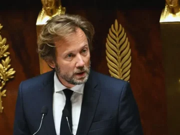 Boris Vallaud quitte le PS après sa rupture avec Olivier Faure
