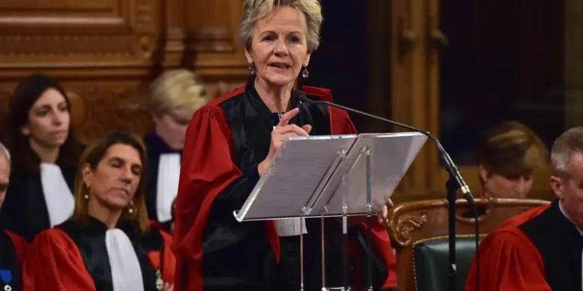 Perquisitions et enquêtes du Parquet National Financier, une institution qui bouleverse le monde politique français