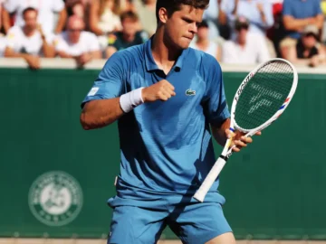 Alexander Blockx déçu sur le court après son forfait à Roland-Garros suite à une entorse