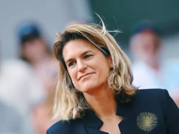 Amélie Mauresmo au cœur du débat sur les primes de Roland-Garros 2026