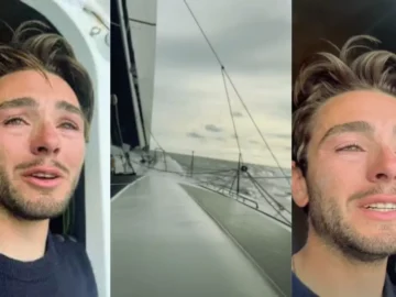 Anatole Facon à bord de son Class40 après une collision avec une baleine dans l’Atlantique