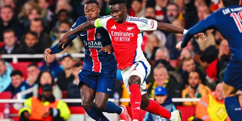 Joueurs d’Arsenal et du PSG avant la finale de Ligue des champions à Budapest.