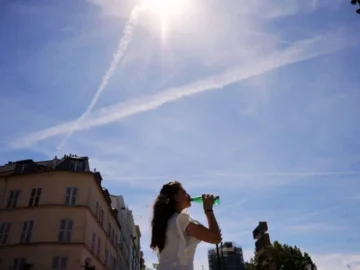 Canicule à Paris et dans l’Essonne sous une forte chaleur précoce.