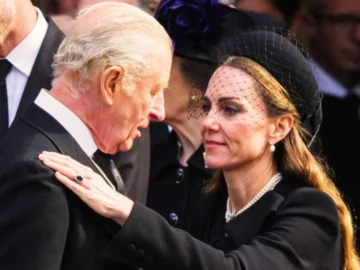 Catherine Middleton lors d’un événement royal après la polémique autour du prince Harry.