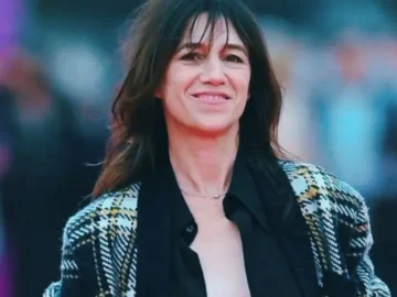 Charlotte Gainsbourg en Saint Laurent à Cannes