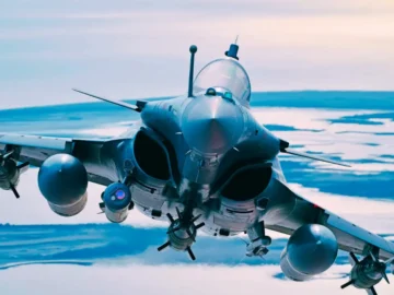 Rafale indien équipé de missiles MICA dans le cadre du partenariat militaire France-Inde