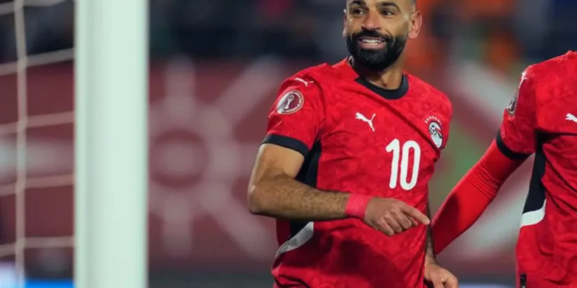 Mohamed Salah applaudi par les supporters égyptiens