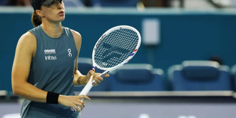 Magda Linette face à Iga Świątek dans un duel tendu à Roland-Garros