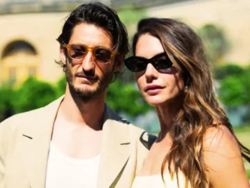 Natasha Andrews et Pierre Niney au Festival de Cannes 2026.
