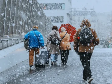 Neige en montagne et mauvais temps pendant le pont de l’Ascension 2026 en France.