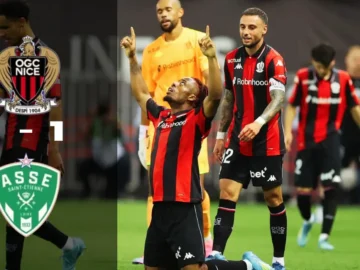 Elye Wahi célèbre son doublé lors de la victoire de Nice 4-1 contre Saint-Étienne à l'Allianz Riviera en finale de qualification Ligue 1.