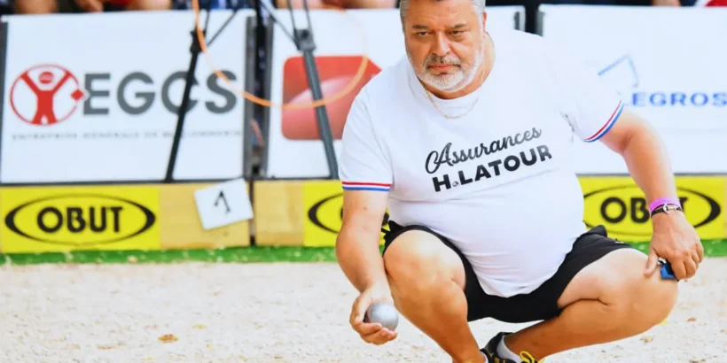 Philippe Quintais pendant une compétition de pétanque