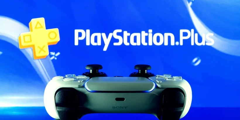 Logo PlayStation Plus affiché sur une console PS5 après l’annonce de la hausse des prix Sony