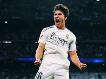 Gonzalo García lors de Real Madrid – Real Oviedo au Bernabéu.