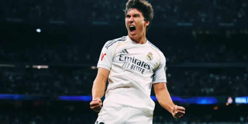 Gonzalo García lors de Real Madrid – Real Oviedo au Bernabéu.