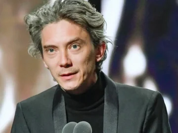 Swann Arlaud dans le film Notre Salut à Cannes
