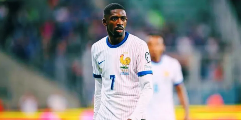Ousmane Dembélé sous le maillot des Bleus lors d'un match de l'équipe de France