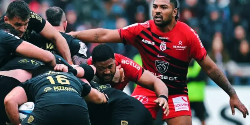 Peato Mauvaka et Julien Marchand lors d’un match du Stade Toulousain après les excuses du talonneur français.