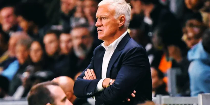 Didier Deschamps lors d’un match de l’équipe de France pendant la Coupe du monde.