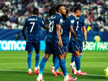 Équipe de France face à la Norvège lors d’un match décisif de la Coupe du monde 2026.