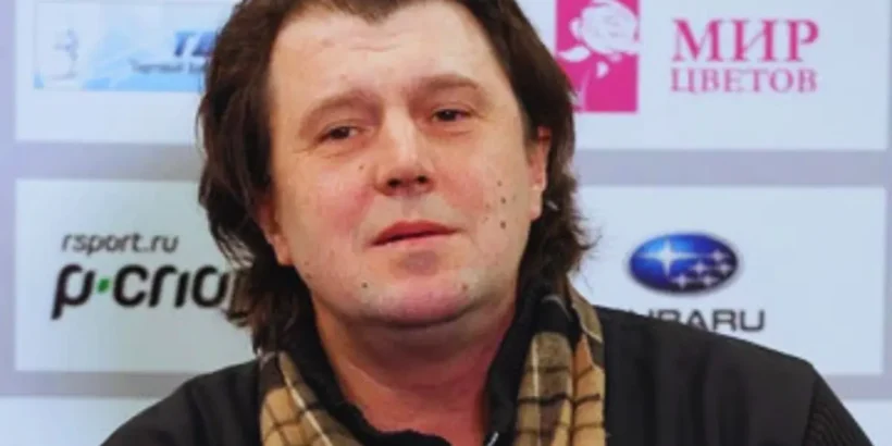 Portrait d’Artur Dmitriev, double champion olympique de patinage artistique.