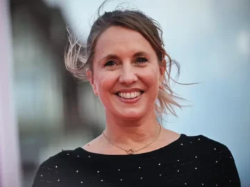 Andréa Bescond au rassemblement en hommage à Lyhanna