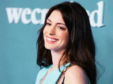 Anne Hathaway lors d’une apparition publique avant l’arrivée de son troisième enfant