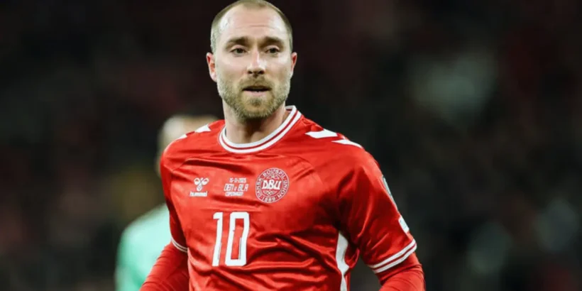 Christian Eriksen sous le maillot du Danemark lors d'une rencontre internationale.