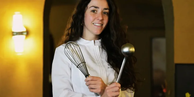 Viviana Pisacane célèbre sa victoire en finale de Top Chef 2026 après son sacre face à Alexy Algar-Denos.