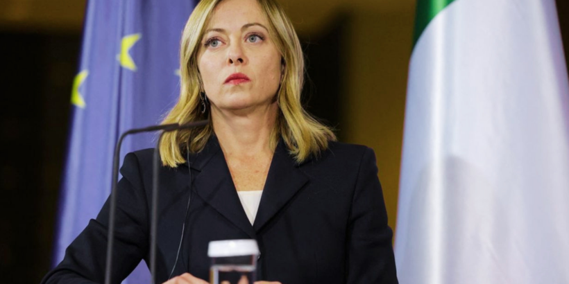 Giorgia Meloni lors d’une réunion européenne consacrée aux règles budgétaires et à la crise énergétique en Italie.