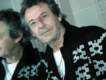 Jean-Luc Reichmann évoque avec émotion sa relation de longue date avec Patrick Bruel lors d'une prise de parole publique.