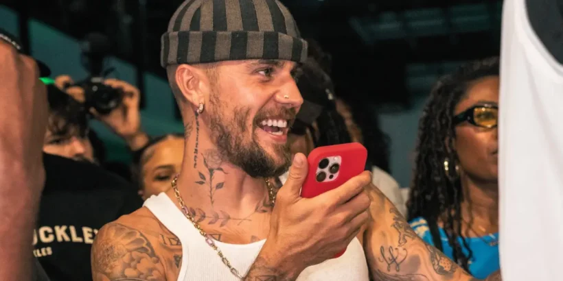 Justin Bieber et IShowSpeed réunis lors d’une apparition remarquée qui interroge les nouvelles formes de célébrité.