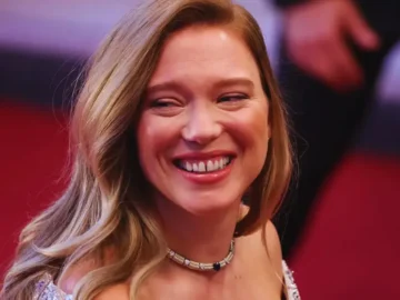 Léa Seydoux affiche son élégance lors d'un événement sportif prestigieux