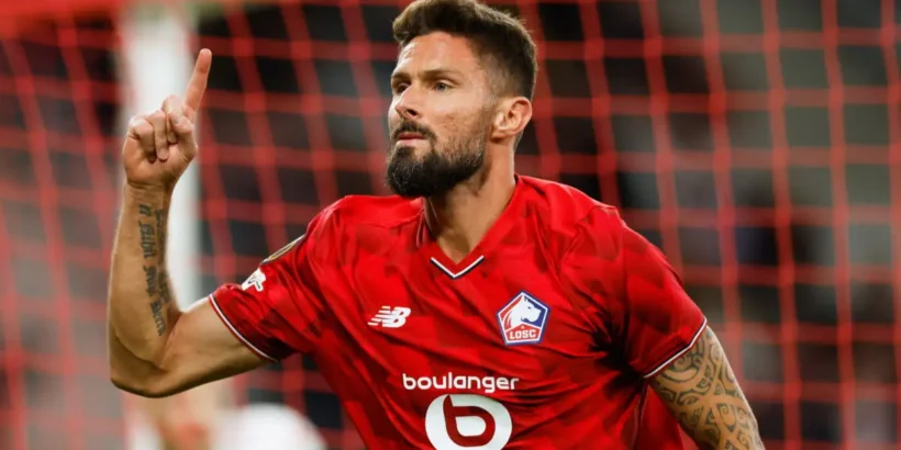 Olivier Giroud lors d'un match du LOSC après sa décision de continuer en Ligue 1.