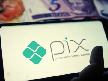 Paiement instantané via Pix, symbole de la modernisation des services financiers au Brésil.