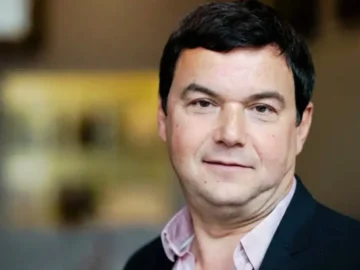 Thomas Piketty lors d’une conférence économique internationale